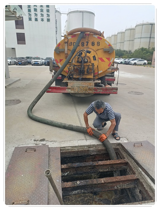 柘荣隔油池清掏