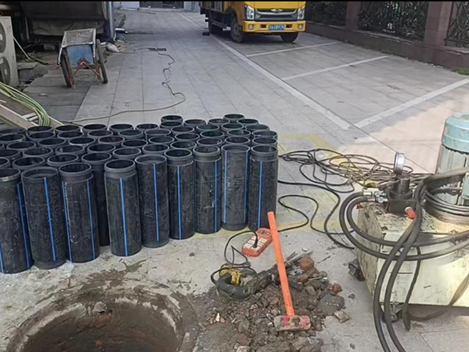 柘荣PE置换管厂家 DN315置换管 非开挖管短管置换